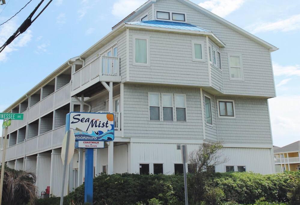 Kraken'S Den * Oceanview * Steps To Ocean * Pool Leilighet Carolina Beach Eksteriør bilde